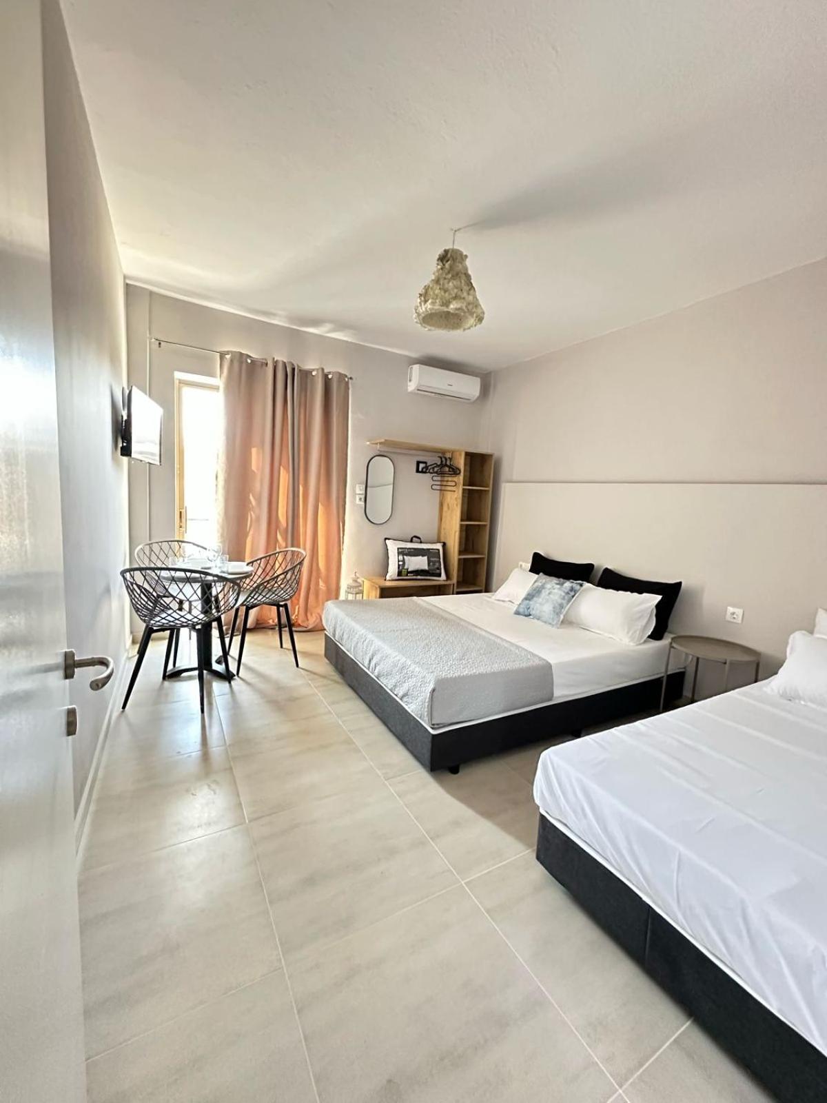 Room Nine 9 Beachfront Apartments Nea Kallikrateia Екстер'єр фото