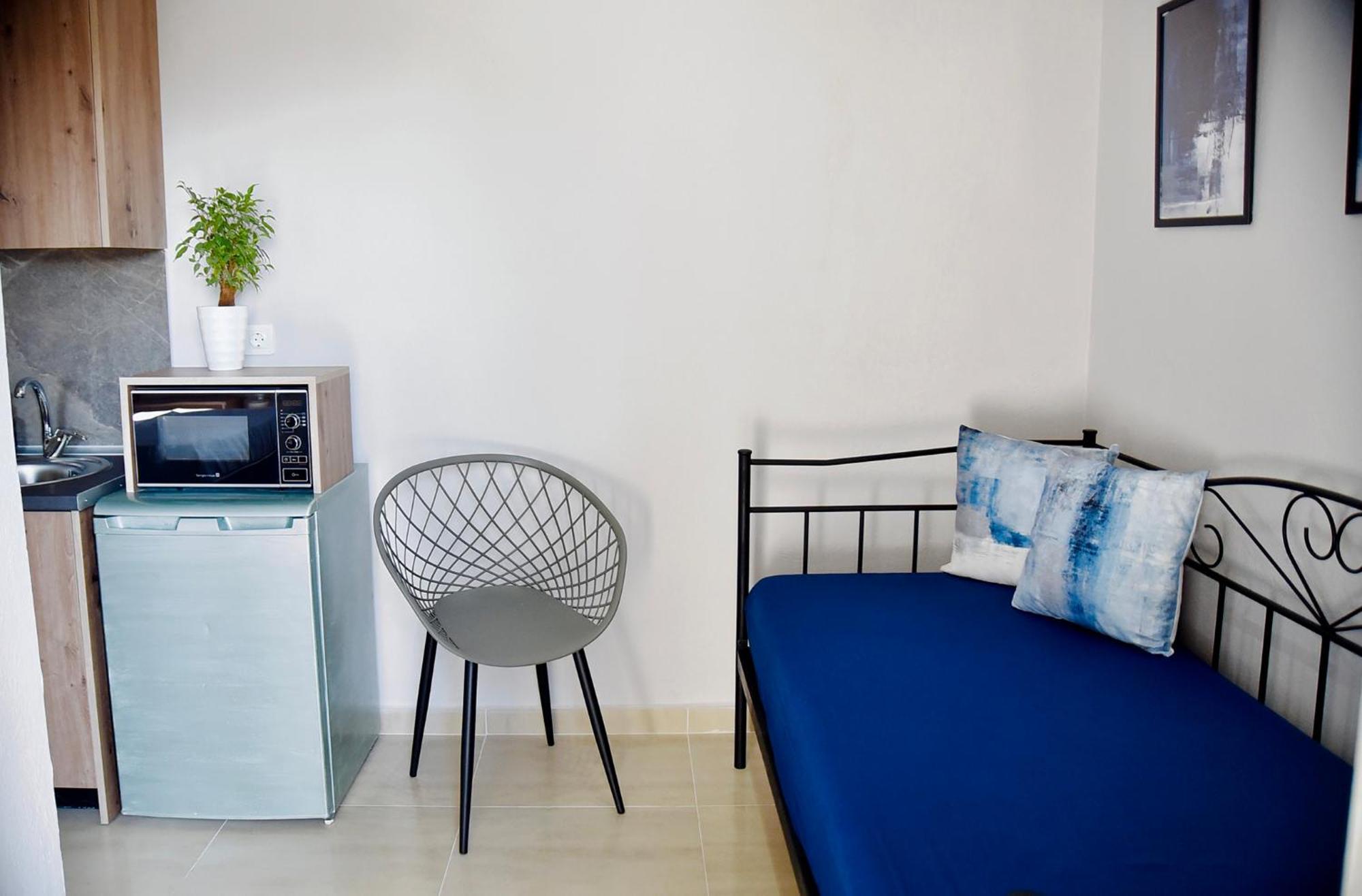 Room Nine 9 Beachfront Apartments Nea Kallikrateia Екстер'єр фото