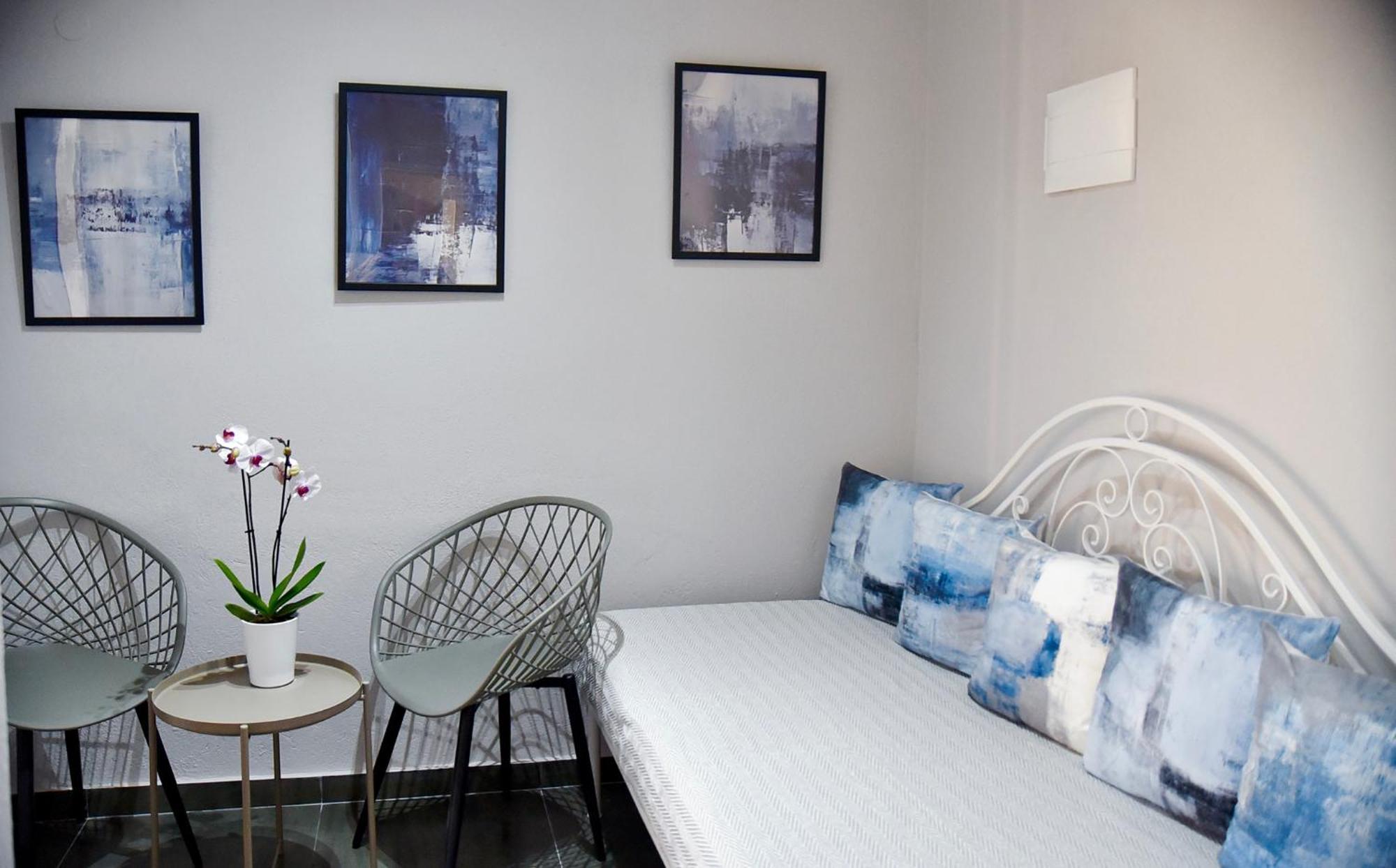 Room Nine 9 Beachfront Apartments Nea Kallikrateia Екстер'єр фото